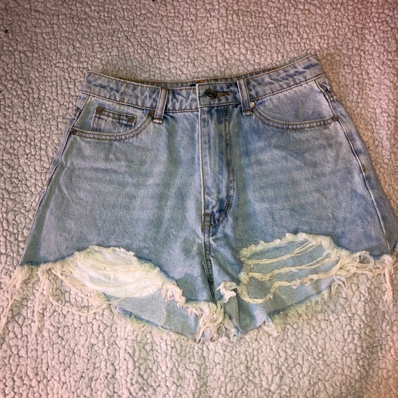 Missguided Denim Mom Shorts - Picture 1 of 2